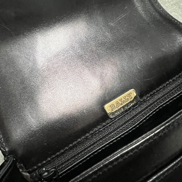 Vintage Bally Black Leather Oval Saddle Shape Small Crossbody Bag - Picture 2 of 4